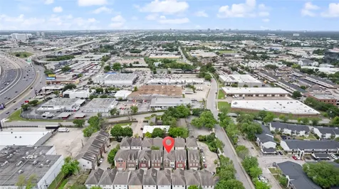 3410 Skyline Village Drive Houston TX 77057