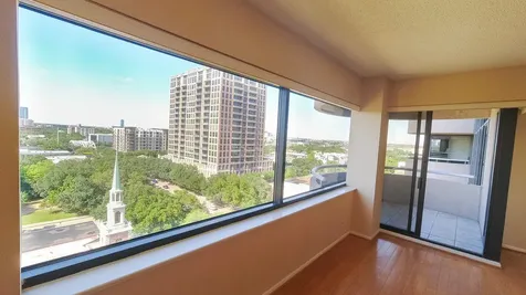 5000 Montrose Boulevard 11b Houston TX 77006