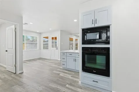16438 Glenshannon Drive Houston TX 77059