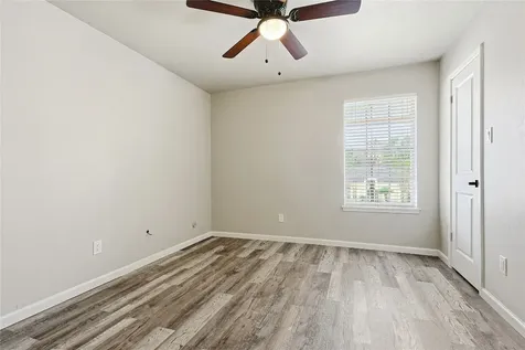 16438 Glenshannon Drive Houston TX 77059