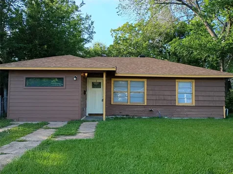 5617 Malmedy Road Houston TX 77033