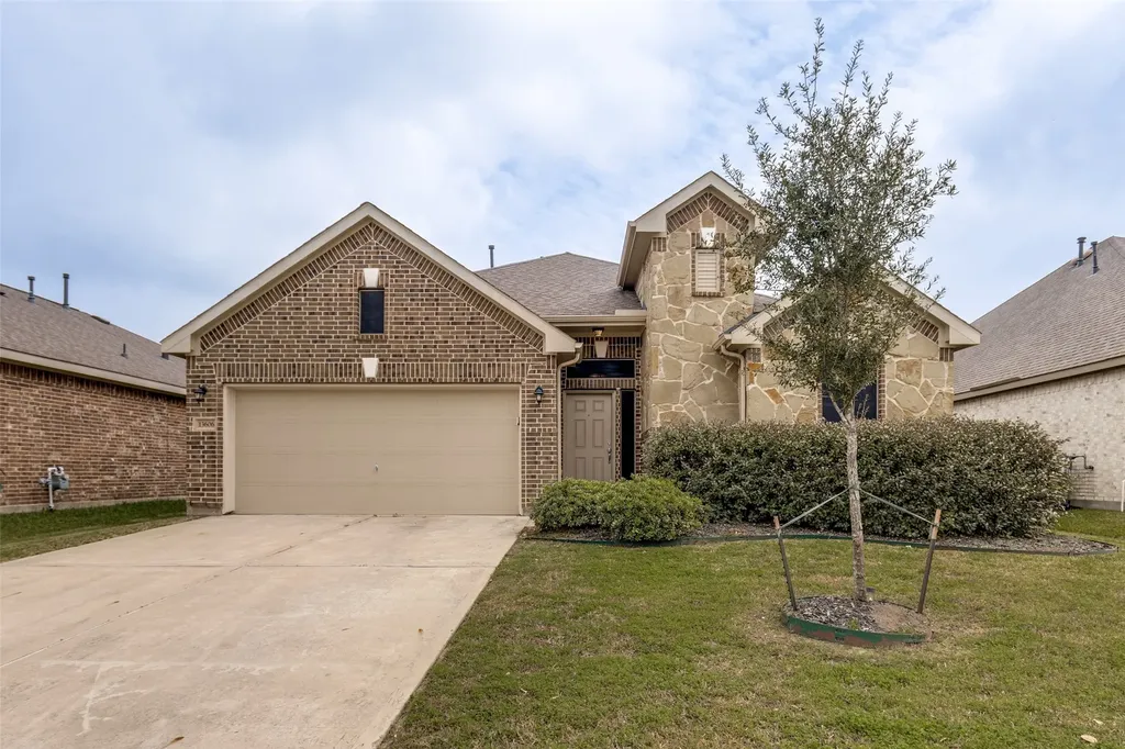 13606 Alaskan Brown Bear Trail Crosby TX 77532
