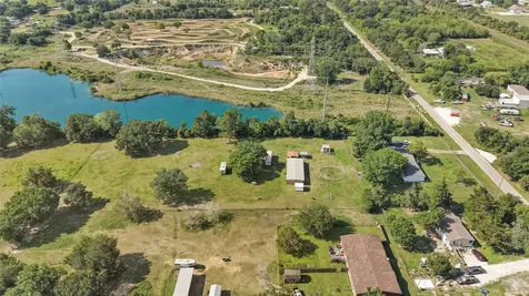 1611 Bunyard Road Alvin TX 77511