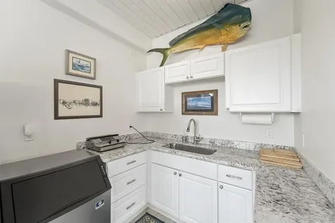 22102 Pecos Drive Galveston TX 77554