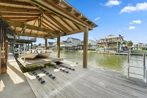 22102 Pecos Drive Galveston TX 77554