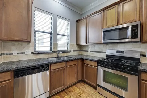 3245 Maxroy Street Houston TX 77008