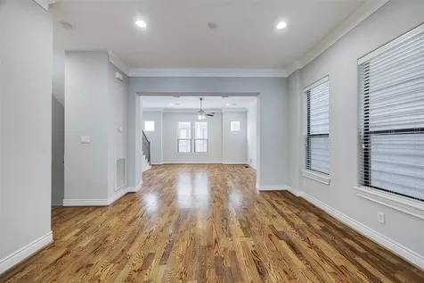 3245 Maxroy Street Houston TX 77008