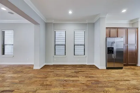 3245 Maxroy Street Houston TX 77008