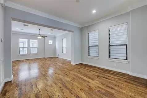 3245 Maxroy Street Houston TX 77008