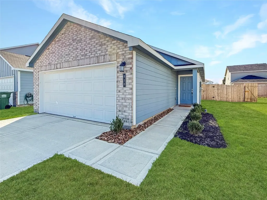 810 Stoney Point Lane Dayton TX 77535
