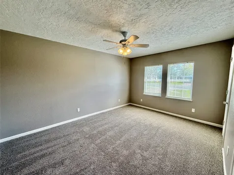 124 Bennett Street West Columbia TX 77486