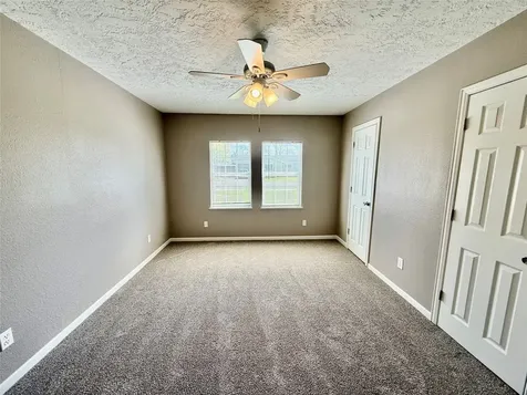 124 Bennett Street West Columbia TX 77486