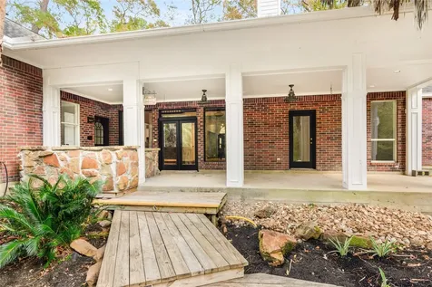 40111 Roundup Road Magnolia TX 77354