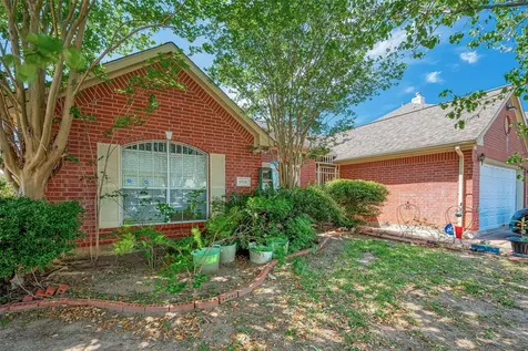 8918 Rustling Leaves Road Houston TX 77083