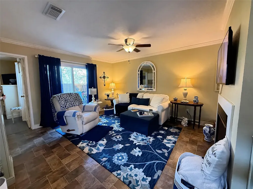 418 Garland Drive 120 Lake Jackson TX 77566