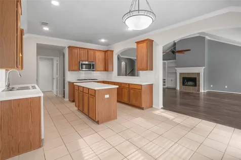95 E Whistlers Bend Circle The Woodlands TX 77384