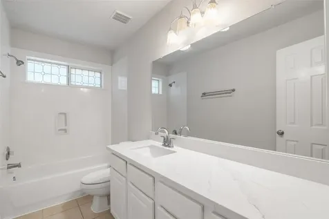 95 E Whistlers Bend Circle The Woodlands TX 77384