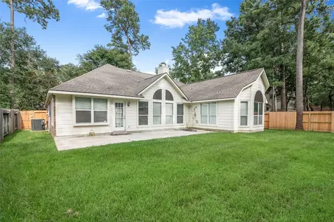 95 E Whistlers Bend Circle The Woodlands TX 77384