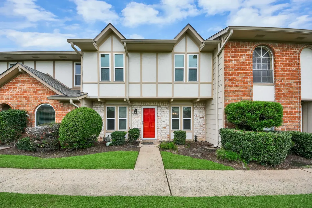 44 Chapparal Court Missouri City TX 77459