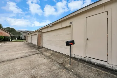 44 Chapparal Court Missouri City TX 77459