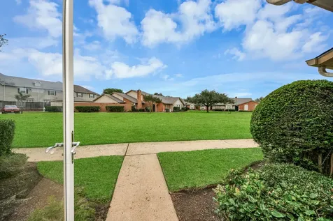 44 Chapparal Court Missouri City TX 77459
