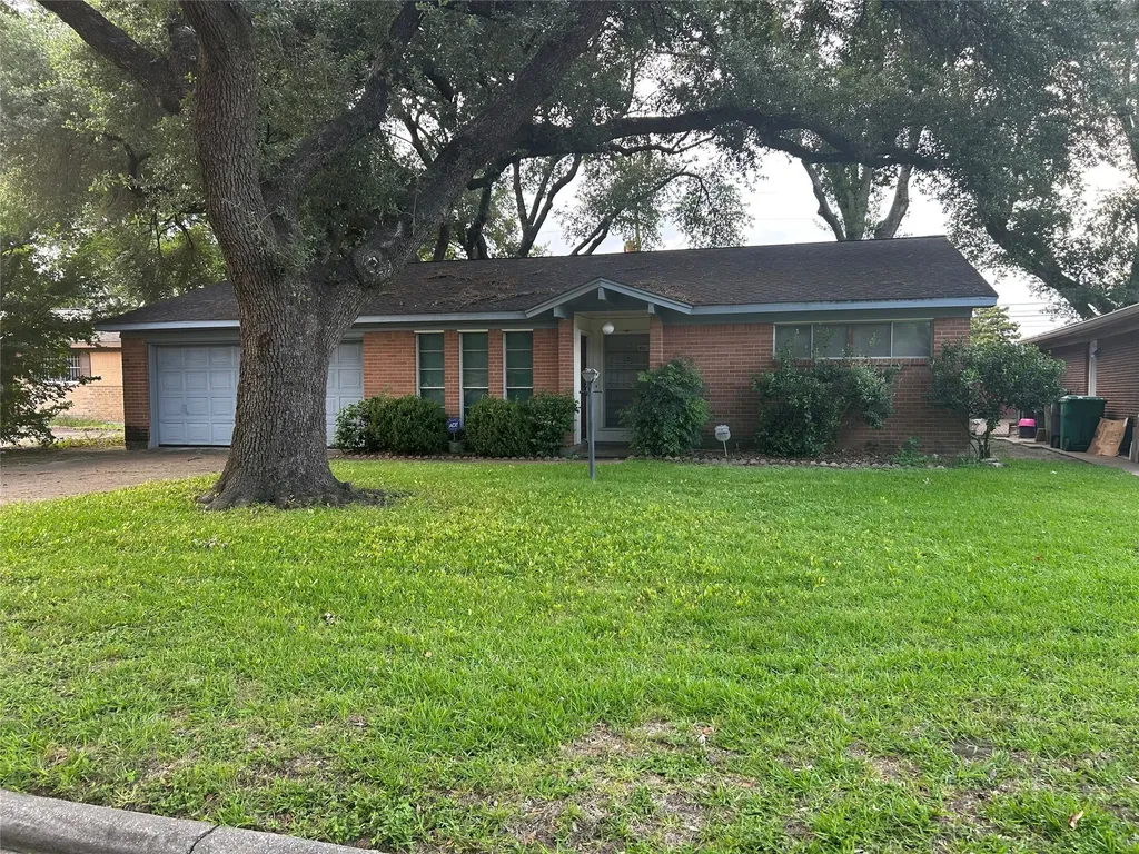 806 Mosher Lane Houston TX 77088