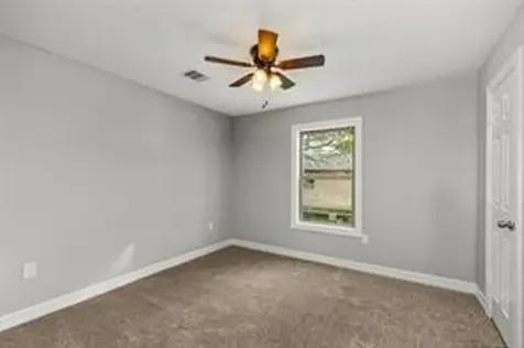 5210 Pickfair Street Houston TX 77026