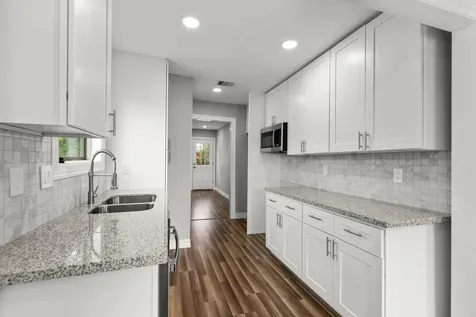 5210 Pickfair Street Houston TX 77026