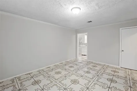 7421 Claiborne Street Houston TX 77016