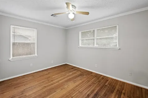 7421 Claiborne Street Houston TX 77016