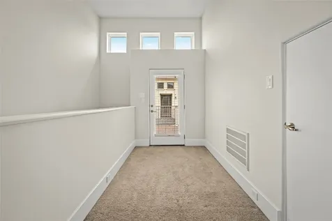 5646 Larkin Street Houston TX 77007