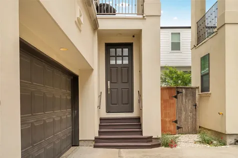 5646 Larkin Street Houston TX 77007