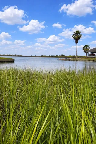 151 Miramar Drive Galveston TX 77554