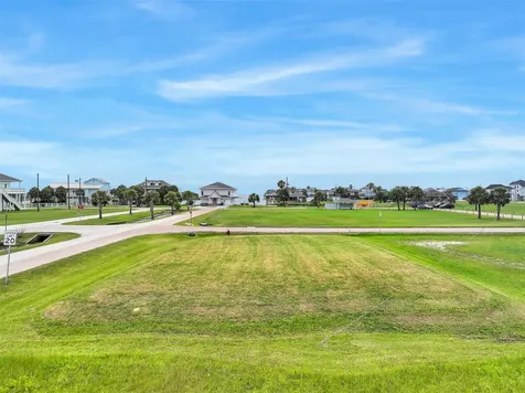151 Miramar Drive Galveston TX 77554