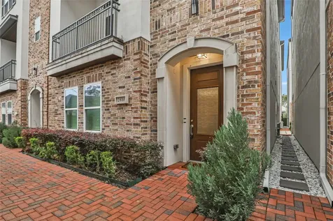 2810 Princeton Street Houston TX 77009