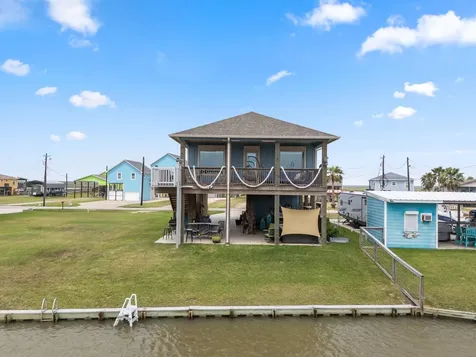 2023 County Road 201 Sargent TX 77414