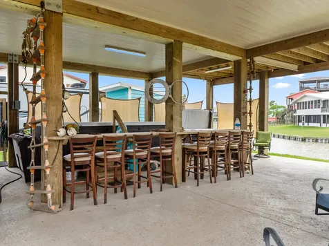 2023 County Road 201 Sargent TX 77414
