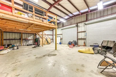 1095 County Road 423 Alvin TX 77511