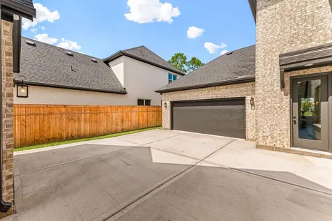1222 Crown Forest Drive Missouri City TX 77459