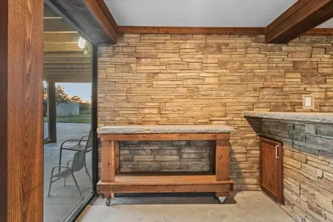 603 Shady Glen Drive Anahuac TX 77514