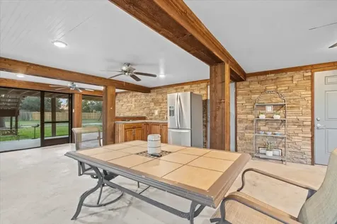 603 Shady Glen Drive Anahuac TX 77514