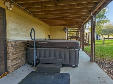 603 Shady Glen Drive Anahuac TX 77514