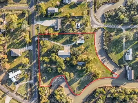 603 Shady Glen Drive Anahuac TX 77514