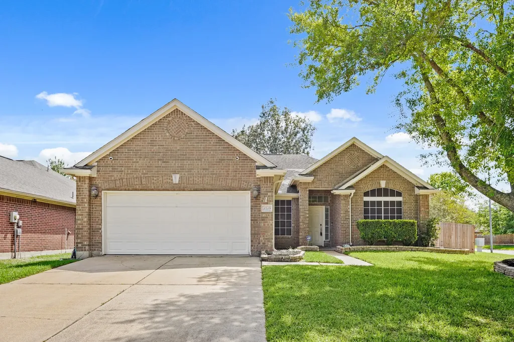 3519 Stratford Plaza Lane Sugar Land TX 77498