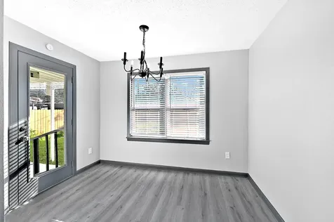 4406 Edison Street Houston TX 77009