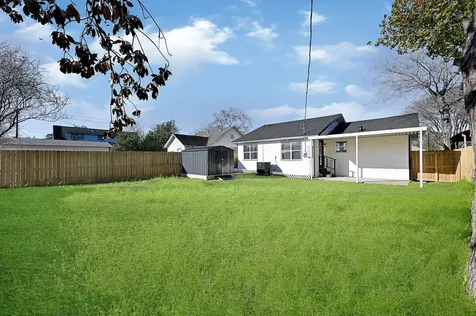 4406 Edison Street Houston TX 77009