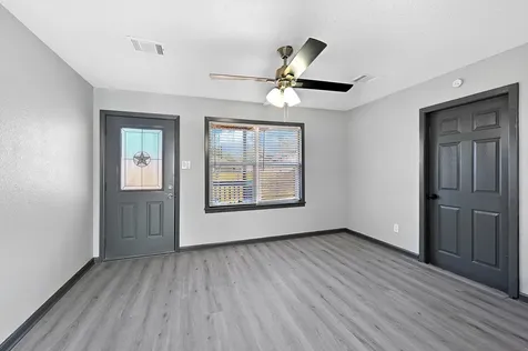 4406 Edison Street Houston TX 77009