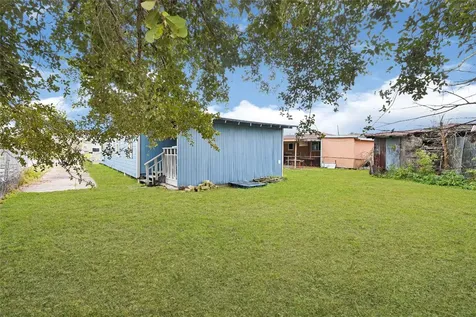 6218 Woodrow Street Texas City TX 77591