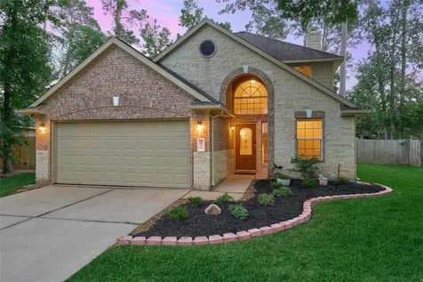 12515 Lake Shore Drive Montgomery TX 77356