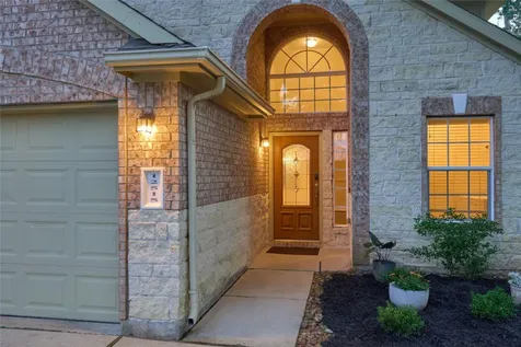 12515 Lake Shore Drive Montgomery TX 77356